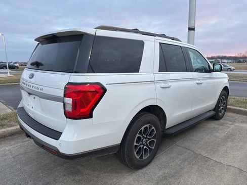 Used 2022 Ford Expedition XLT image 9