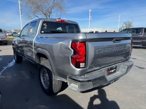 Used 2023 Chevrolet Colorado W/T image 4