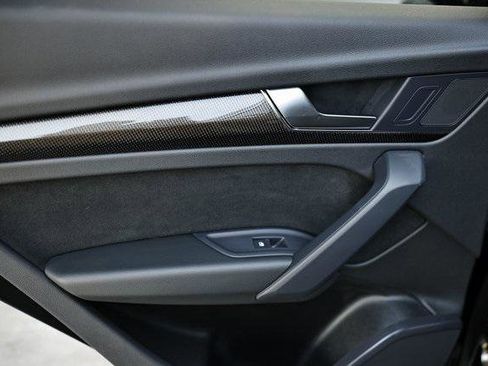 Certified 2024 Audi SQ5 Premium image 22