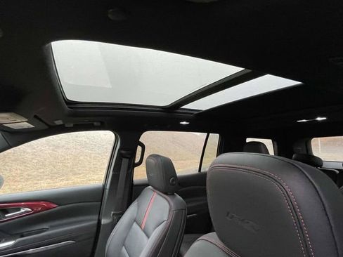 Used 2024 Chevrolet Traverse RS w/ LPO, Floor Liner Package image 20