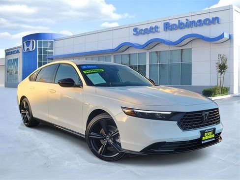 Used 2024 Honda Accord Sport image 1