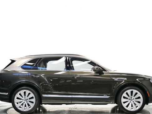 Used 2021 Bentley Bentayga Hybrid -Mulliner Driving Speci image 2