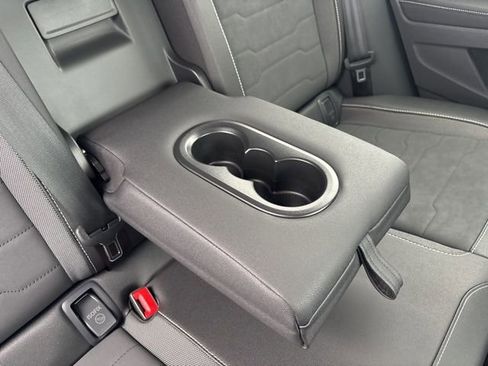 New 2026 Volkswagen Taos SE image 39