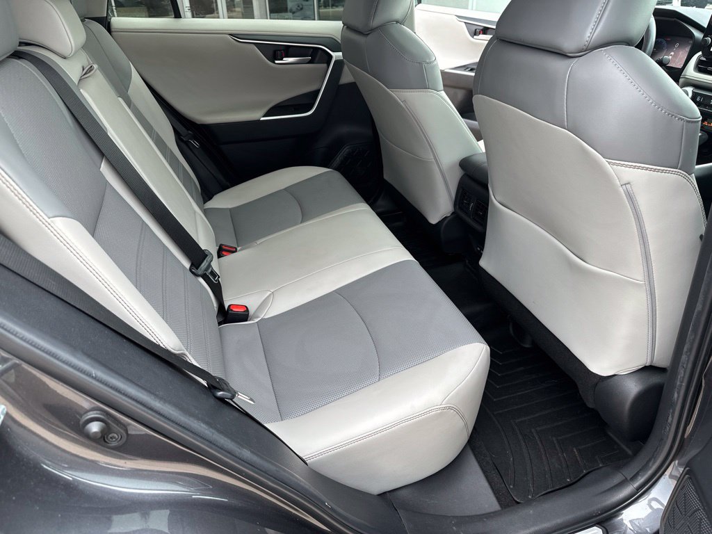 Used 2023 Toyota RAV4 Limited FWD image 19