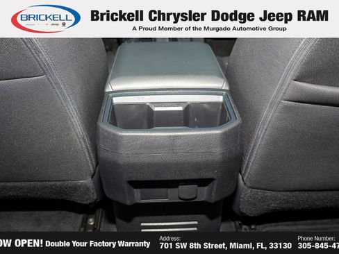 Used 2025 Toyota Tacoma SR5 AWD/4WD image 18