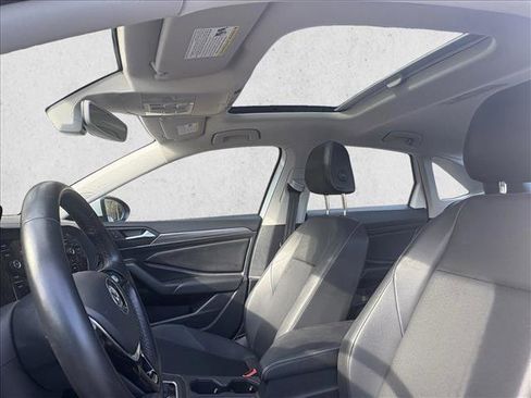 Used 2019 Volkswagen Jetta SEL image 12