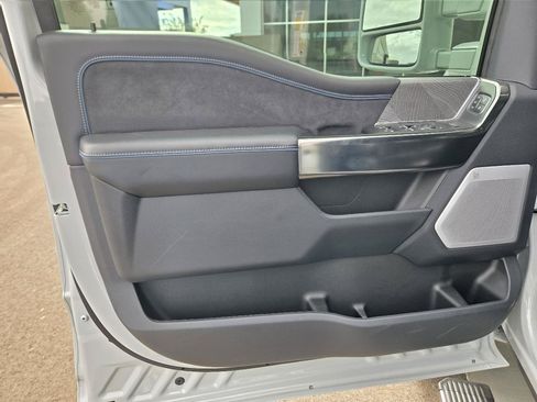 Used 2025 Ford F450 Platinum AWD/4WD image 50