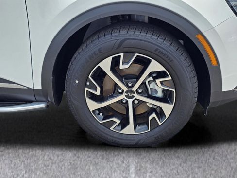 New 2025 Kia Sportage EX AWD/4WD image 6