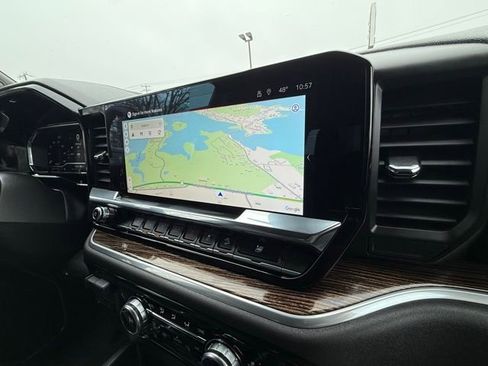 Used 2025 GMC Sierra 1500 Elevation w/ Elevation Premium Package image 32