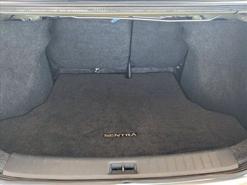 Used 2015 Nissan Sentra SV FWD image 6