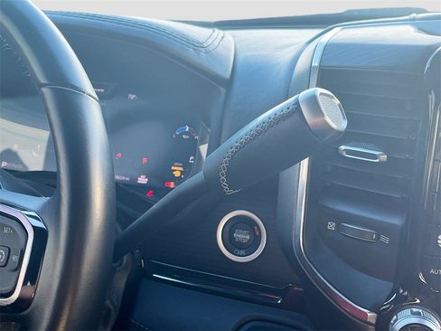 Used 2024 RAM 2500 Limited image 17