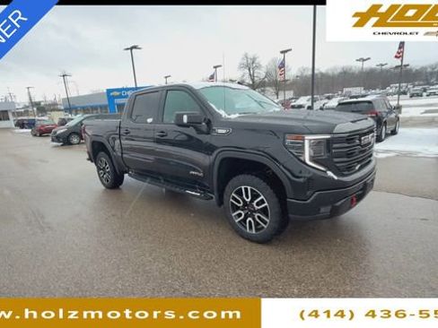 Used 2023 GMC Sierra 1500 AT4 w/ AT4 Premium Package image 2