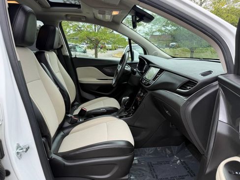 Used 2018 Buick Encore Preferred FWD image 18