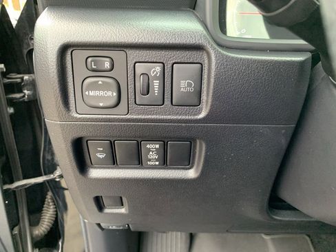 Used 2021 Toyota 4Runner Venture w/ Moonroof Package image 26