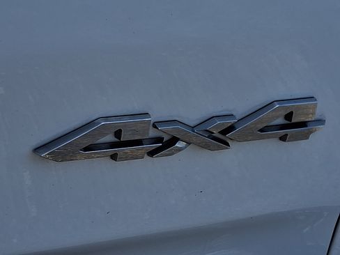 Used 2021 RAM 1500 Laramie AWD/4WD image 33