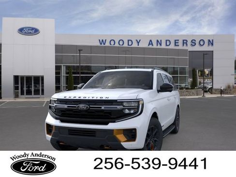 New 2025 Ford Expedition Tremor AWD/4WD image 2