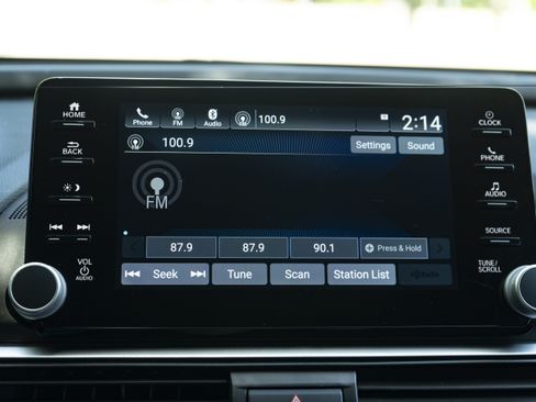 Certified 2022 Honda Accord Sport image 30