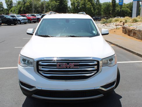 Used 2019 GMC Acadia SLT w/ LPO, Cargo Package AWD/4WD image 3