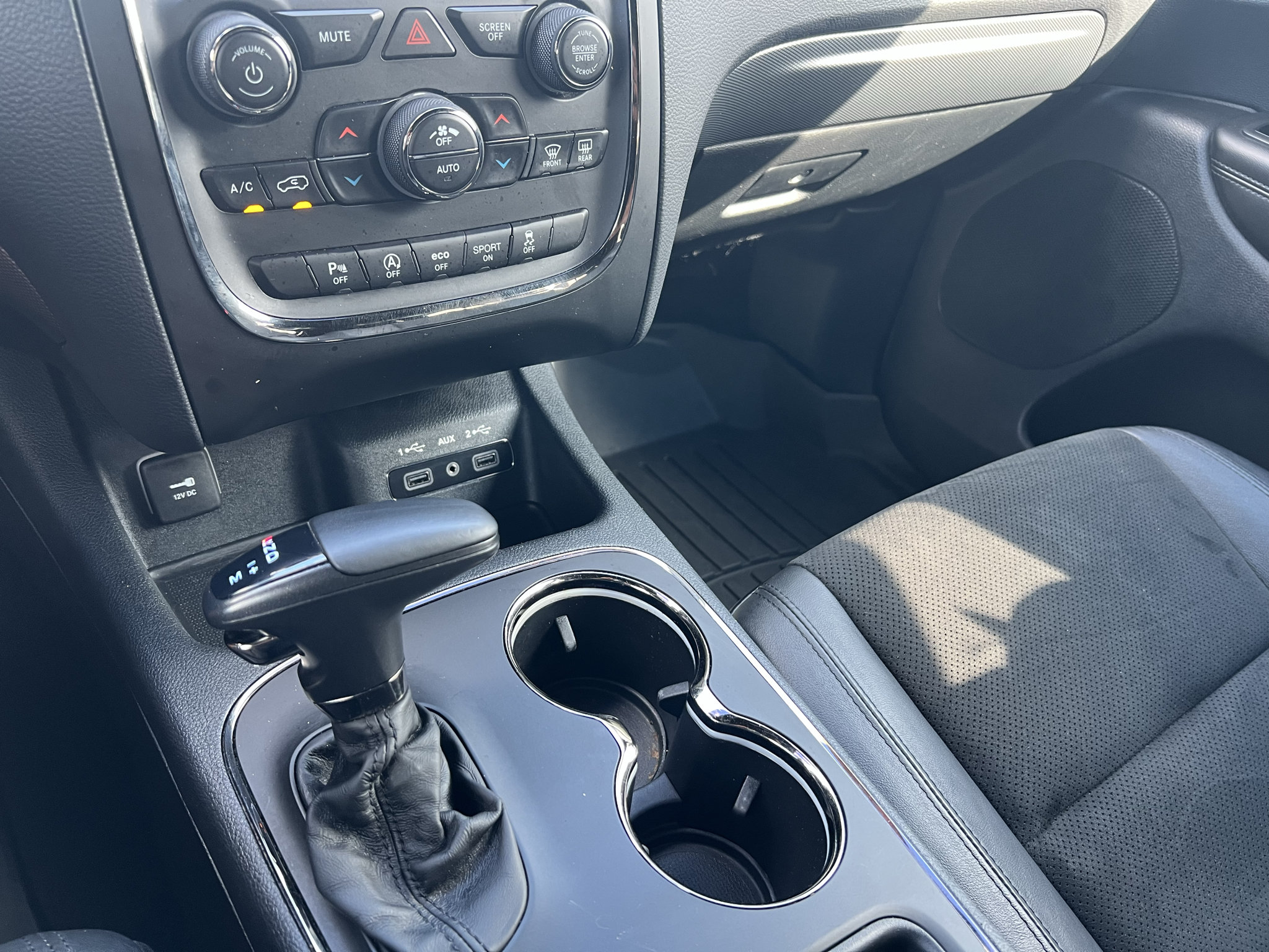 Used 2018 Dodge Durango GT w/ Blacktop Package RWD image 31