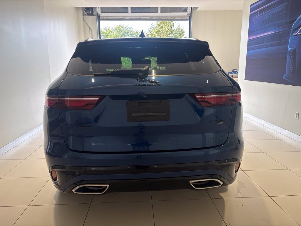 Used 2022 Jaguar F-PACE R-Dynamic S AWD/4WD image 3