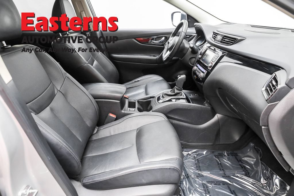 Used 2022 Nissan Rogue Sport SL w/ Premium Package AWD/4WD image 24