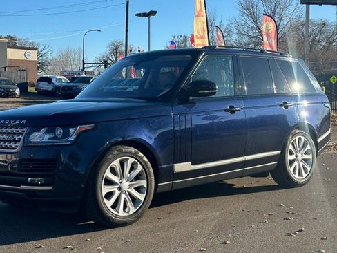 Used 2017 Land Rover Range Rover HSE image 3