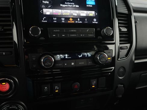 Used 2024 Nissan Titan SV w/ SV Bronze Edition Package AWD/4WD image 23