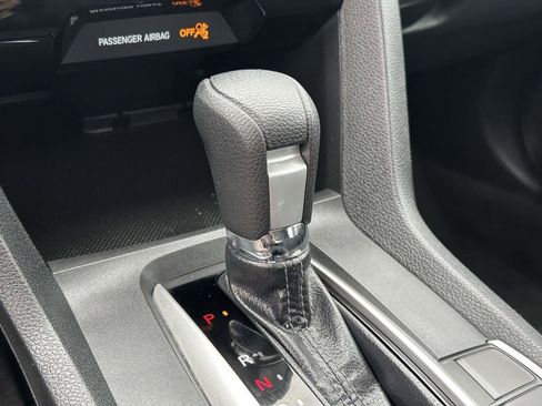 Certified 2018 Honda Civic EX image 28