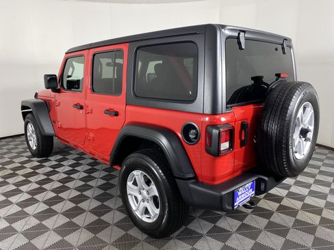 Used 2023 Jeep Wrangler Unlimited Sport AWD/4WD image 9