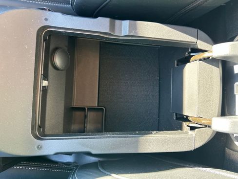 Used 2024 Ford Mustang Coupe image 28