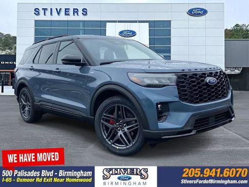 New 2026 Ford Explorer ST-Line w/ ST-Line Street Pack image 1