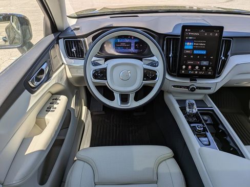 New 2026 Volvo XC60 B5 Ultra w/ Protection Package Premier image 21