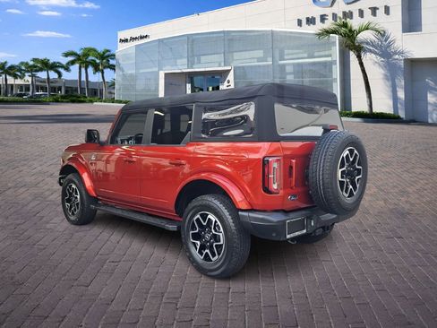 Used 2024 Ford Bronco Outer Banks image 5