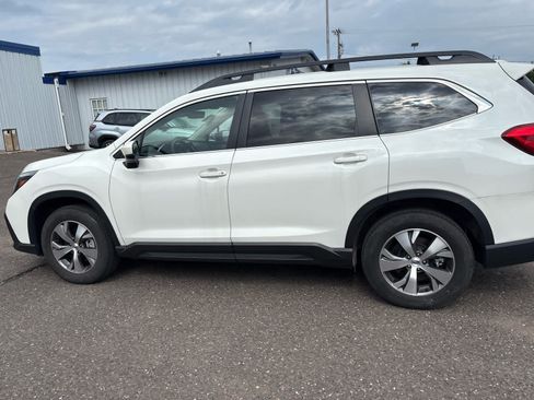 Used 2025 Subaru Ascent Premium AWD/4WD image 15