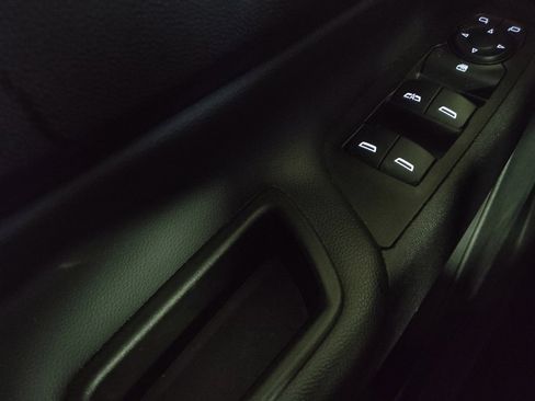 Used 2021 Chevrolet Equinox LT FWD image 27