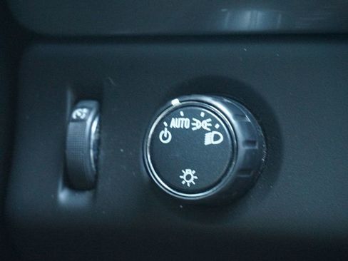 Used 2019 Chevrolet Tahoe LT image 25