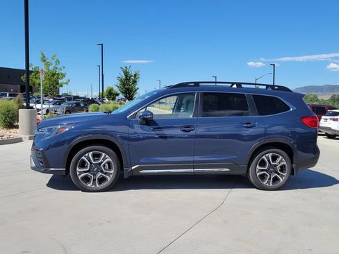 Used 2023 Subaru Ascent Limited AWD/4WD image 2