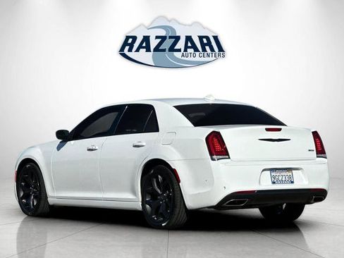 Used 2022 Chrysler 300 Touring w/ Sport Appearance Package RWD image 5