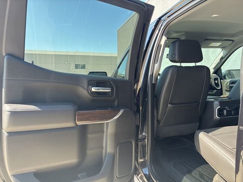 Used 2019 GMC Sierra 1500 SLT w/ SLT Premium Plus Package AWD/4WD image 10