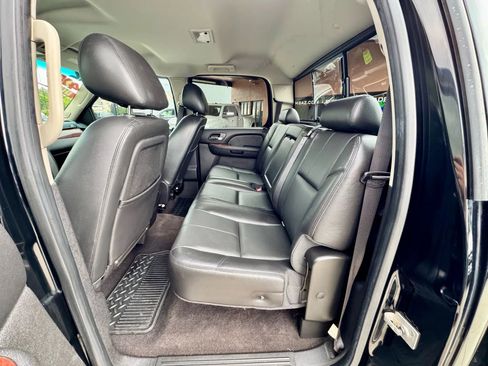 Used 2012 GMC Sierra 3500 SLT w/ SLT Convenience Package image 16