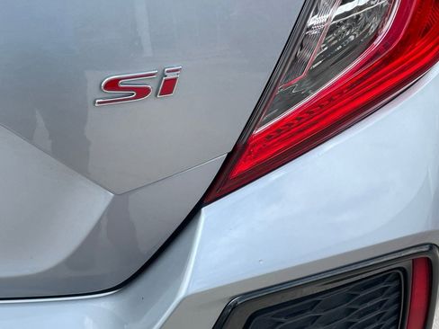 Used 2019 Honda Civic Si image 6