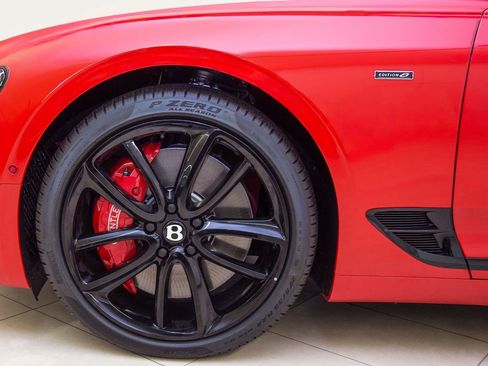 Used 2024 Bentley Continental GT image 7