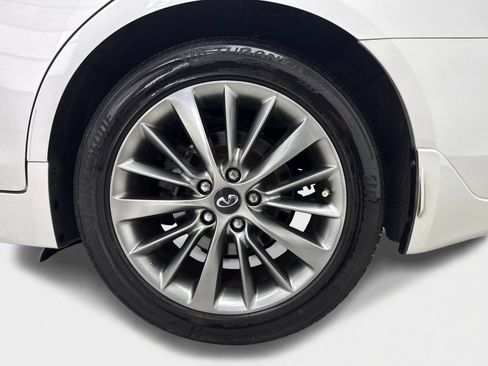 Used 2018 INFINITI Q50 Luxe w/ Essential Package (3.0T Luxe) AWD/4WD image 50