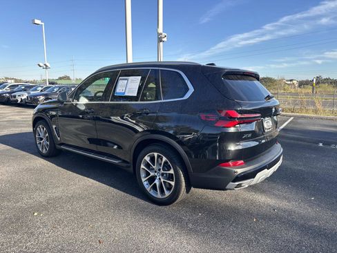 Used 2025 BMW X5 xDrive50e w/ Parking Assistance Package image 6