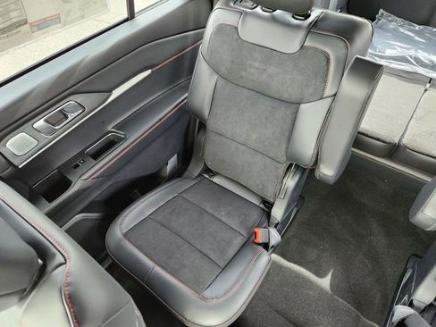 New 2026 Ford Explorer ST image 13