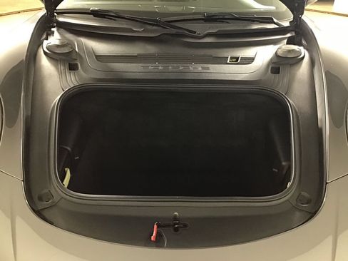 Certified 2017 Porsche 911 Carrera 4 AWD/4WD image 17