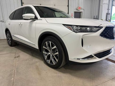 Used 2024 Acura MDX SH-AWD w/ Technology Package image 10