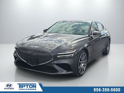 Used 2023 Genesis G70 2.0T image 1