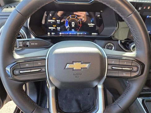 Used 2024 Chevrolet Colorado LT w/ LT Convenience Package image 18