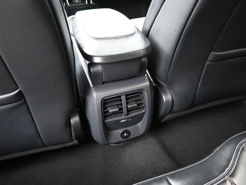 Used 2025 Ford Mustang Mach-E Premium image 24